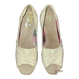 Toms beige Striped Canvas wedges.